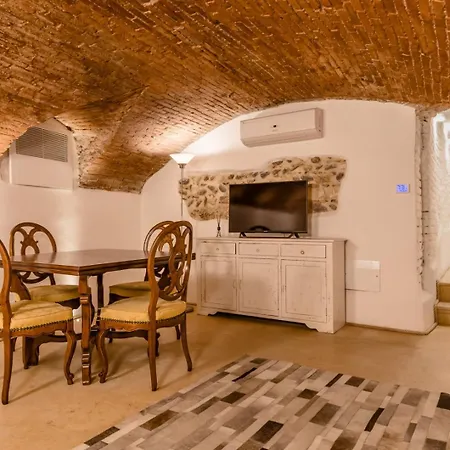 Veronetta The Cellar Appartement *